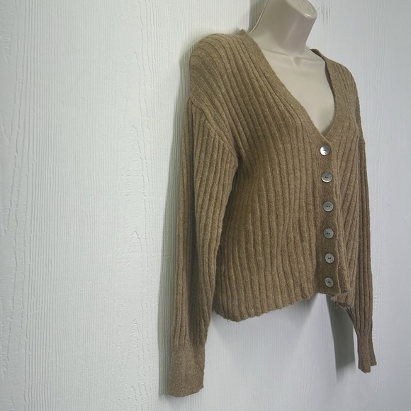 Mango - NWT Ribbed Tan Button Down Long Sleeve Cardigan Sweater Size Small - Picture 4 of 12